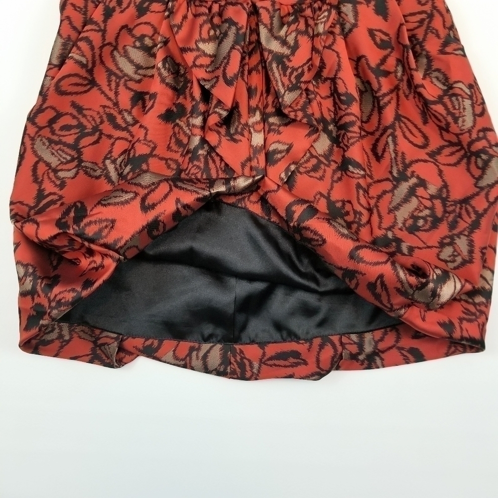 Eva Franco red black floral print bubble hem lined mini skirt size 4 - Picture 5 of 9